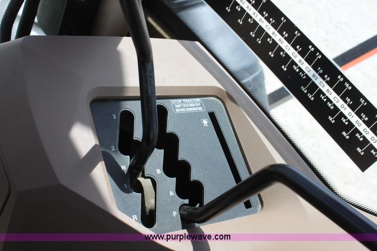 image for item D5032 2005 John Deere 9220 4WD tractor