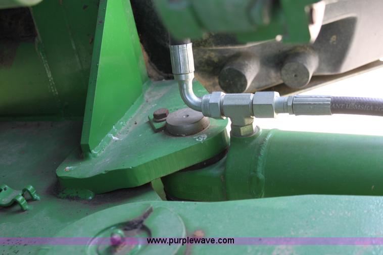 image for item D5032 2005 John Deere 9220 4WD tractor