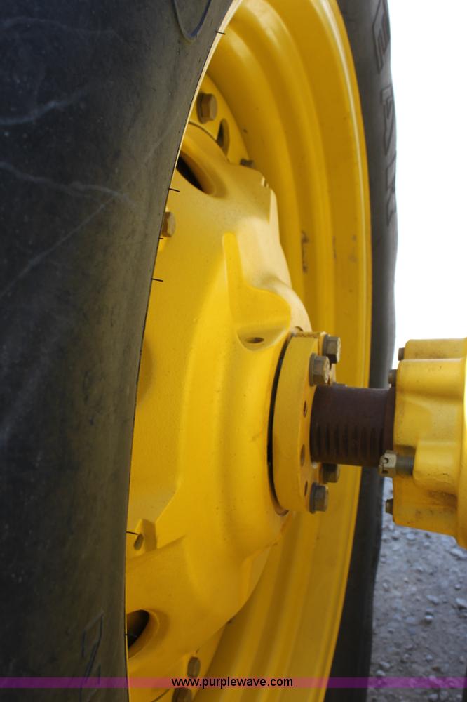 image for item D5032 2005 John Deere 9220 4WD tractor