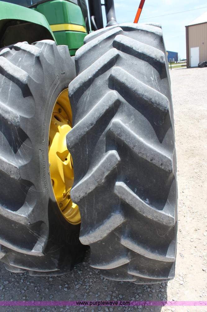 image for item D5032 2005 John Deere 9220 4WD tractor