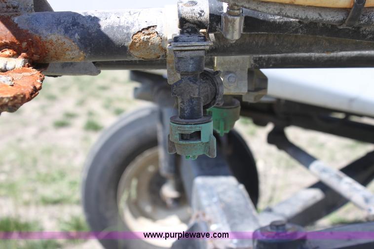 image for item D5047 SpraCoupe 220 self-propelled sprayer