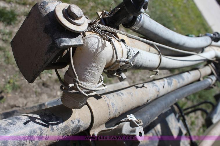 image for item D5047 SpraCoupe 220 self-propelled sprayer