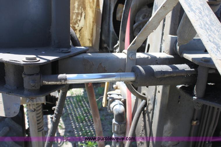 image for item D5047 SpraCoupe 220 self-propelled sprayer