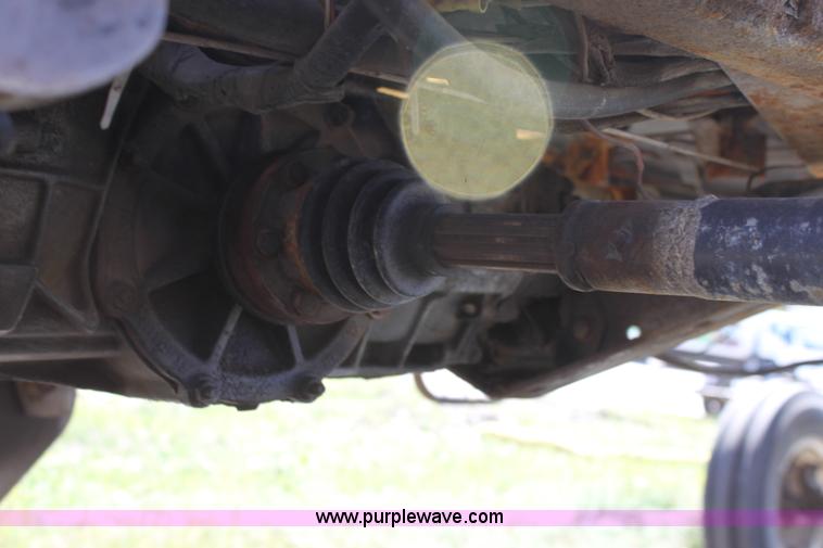 image for item D5047 SpraCoupe 220 self-propelled sprayer