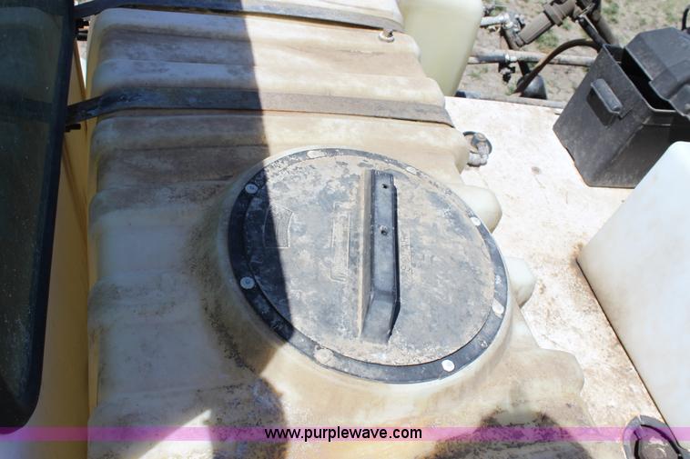 image for item D5047 SpraCoupe 220 self-propelled sprayer