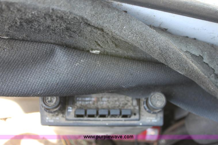 image for item D5047 SpraCoupe 220 self-propelled sprayer