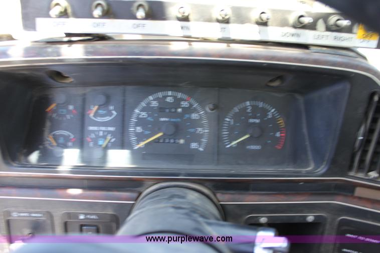 image for item D5054 1990 Ford F350 Loral sprayer pickup truck