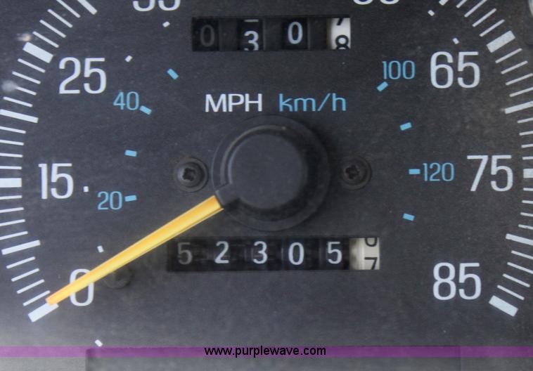 image for item D5054 1990 Ford F350 Loral sprayer pickup truck