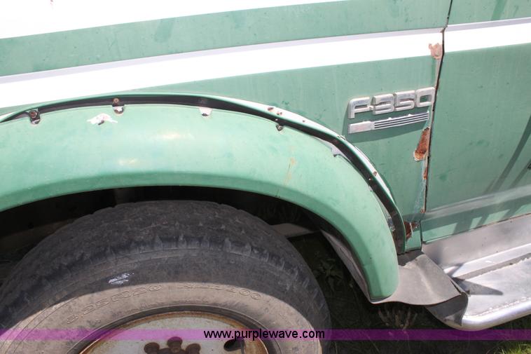 image for item D5054 1990 Ford F350 Loral sprayer pickup truck