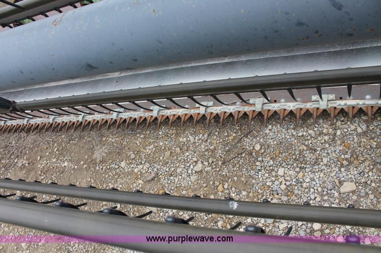 image for item D7901 1988 John Deere 924 flex platform header