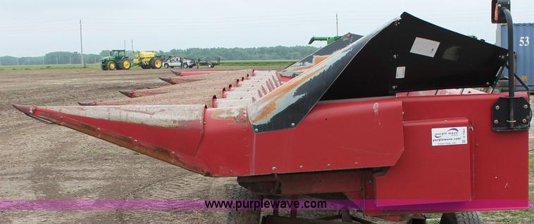 image for item D7903 Case IH 1083 eight row corn head