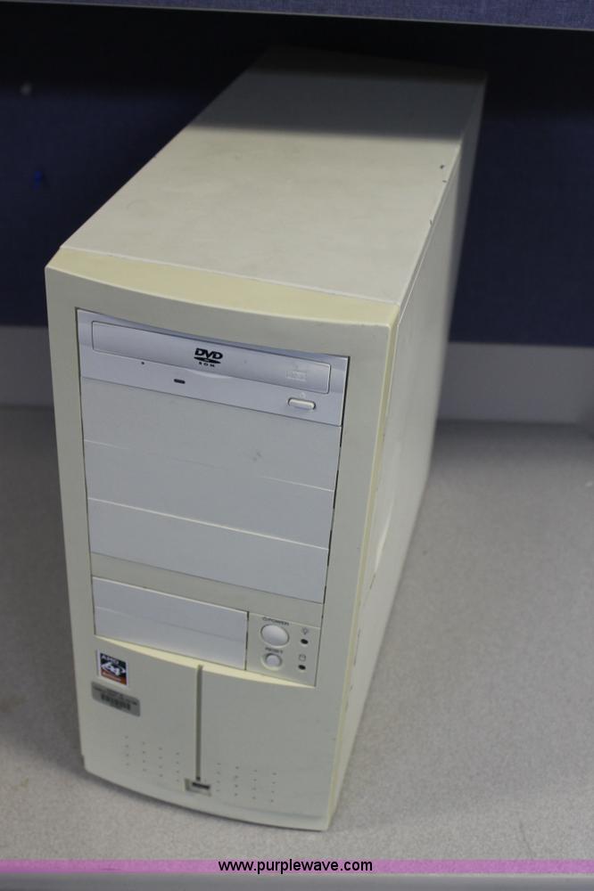 image for item B1291 (9) assorted GeForce 6100-M9 computer towers