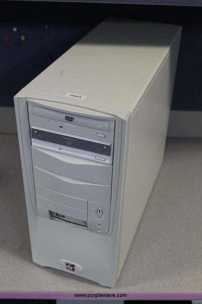 image for item B1291 (9) assorted GeForce 6100-M9 computer towers