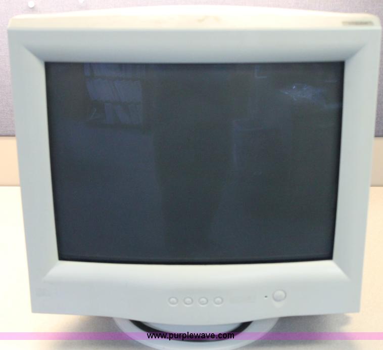 image for item B1294 (13) assorted monitors