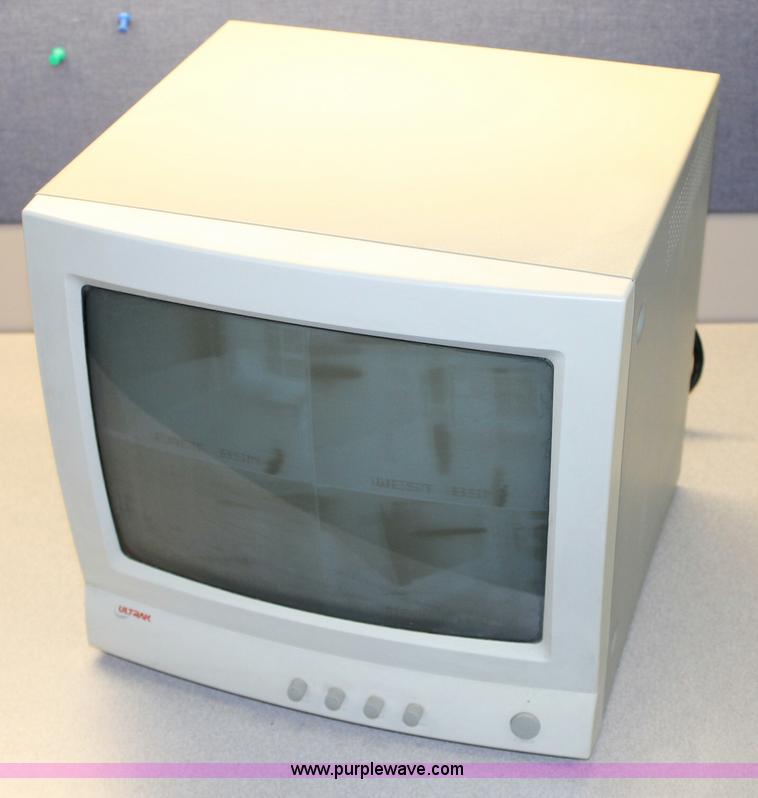image for item B1300 Assorted computer equipment