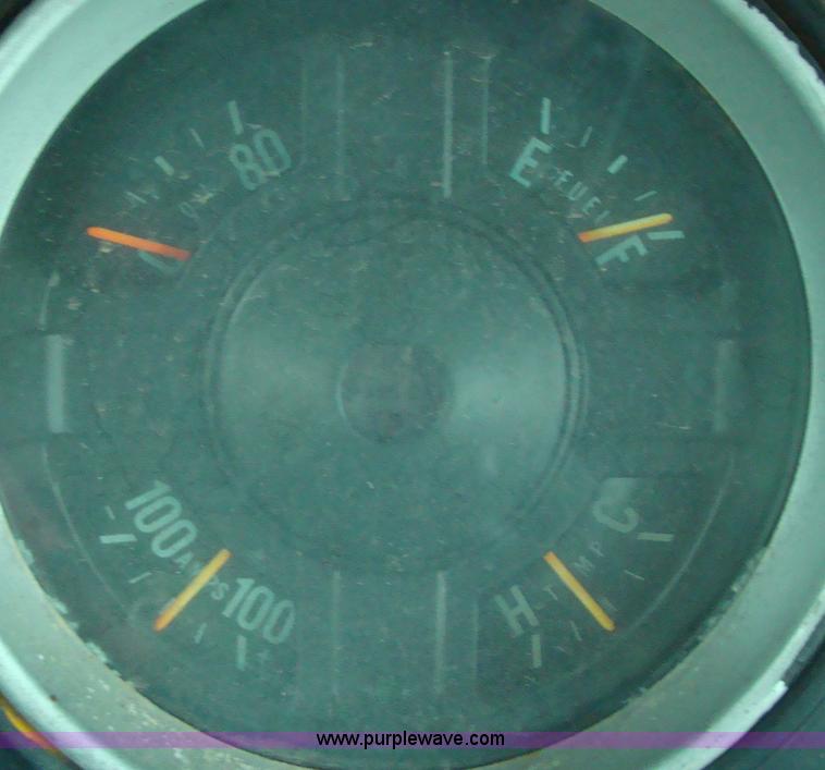 image for item B1314 1980 Chevrolet SS24 school bus