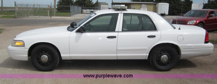 image for item B3189 2007 Ford Crown Victoria Police Interceptor
