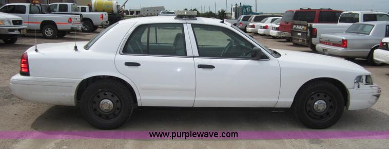 image for item B3189 2007 Ford Crown Victoria Police Interceptor