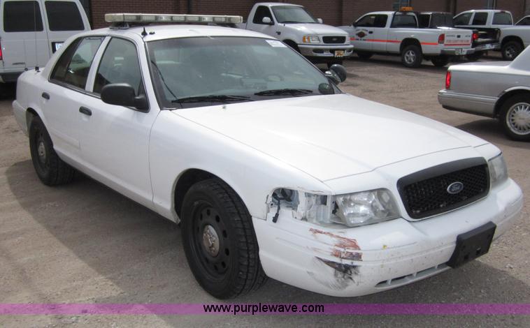 image for item B3189 2007 Ford Crown Victoria Police Interceptor
