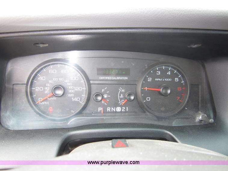 image for item B3189 2007 Ford Crown Victoria Police Interceptor