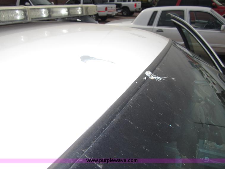 image for item B3189 2007 Ford Crown Victoria Police Interceptor