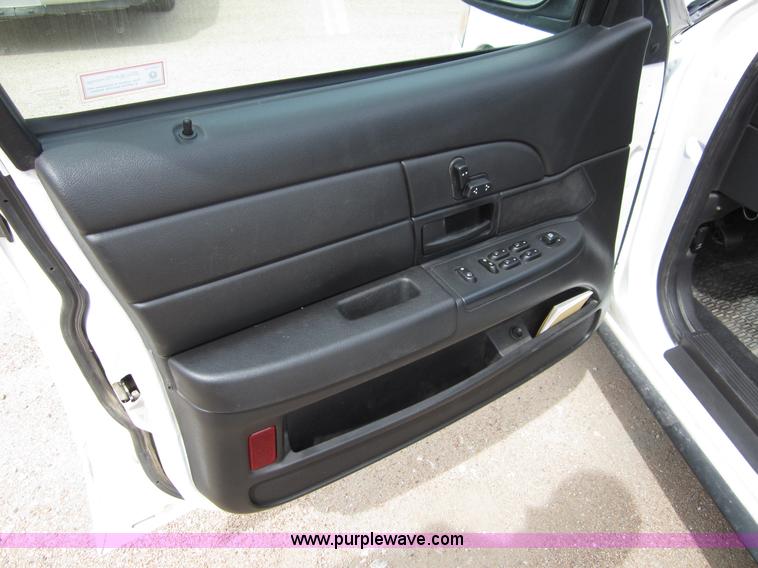 image for item B3190 2008 Ford Crown Victoria Police Interceptor