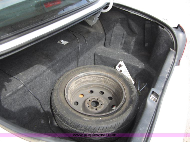 image for item B3190 2008 Ford Crown Victoria Police Interceptor