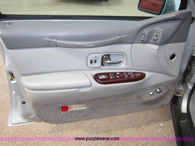 image for item B3191 1997 Lincoln Towncar