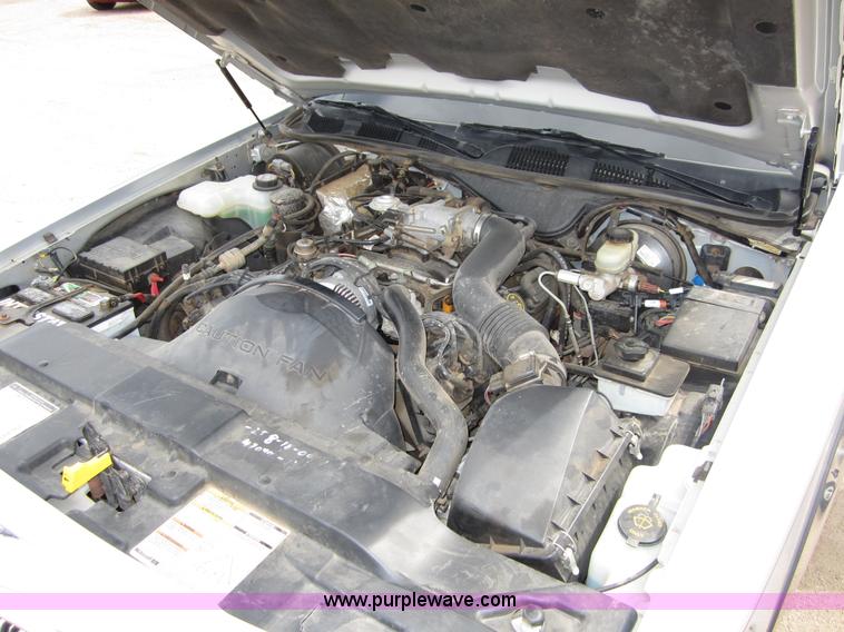 image for item B3191 1997 Lincoln Towncar