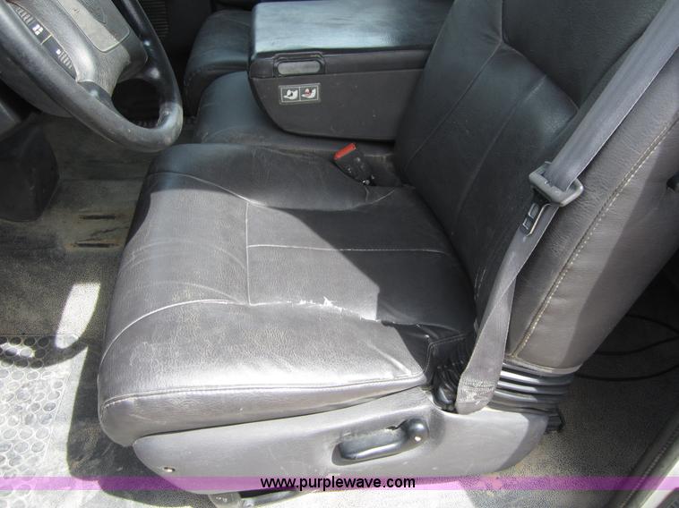 image for item B3192 2001 Dodge Ram 1500 pickup truck