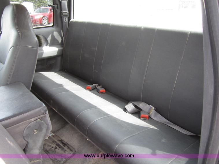 image for item B3192 2001 Dodge Ram 1500 pickup truck