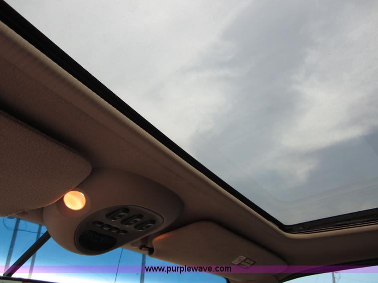 image for item B3193 1998 Ford Expedition SUV