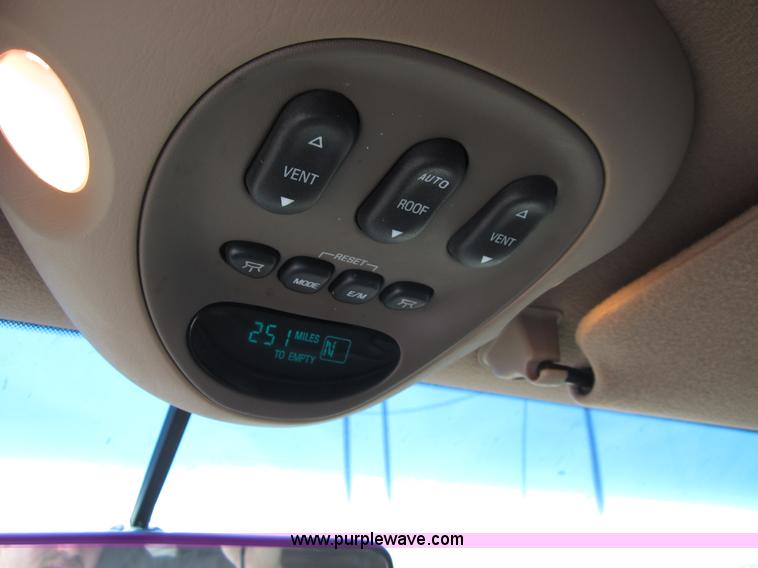 image for item B3193 1998 Ford Expedition SUV