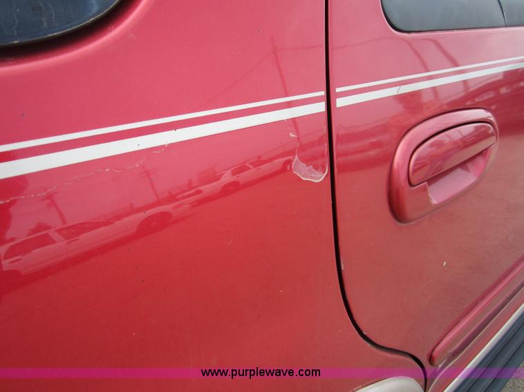 image for item B3193 1998 Ford Expedition SUV