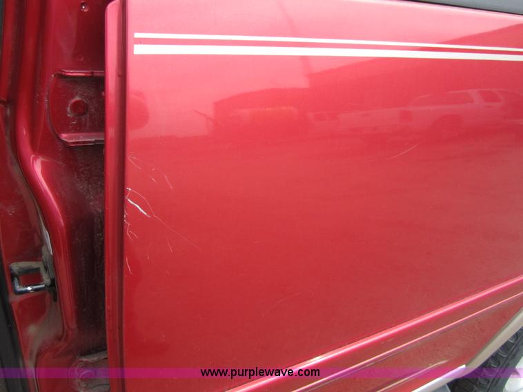 image for item B3193 1998 Ford Expedition SUV