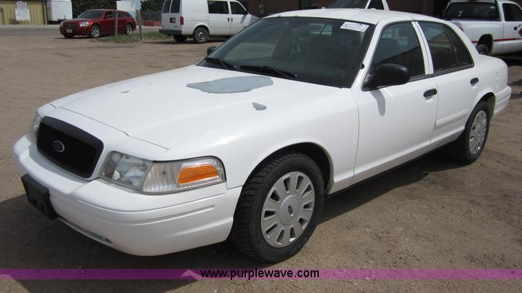 image for item B3194 2006 Ford Crown Victoria Police Interceptor