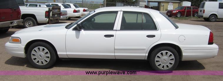 image for item B3194 2006 Ford Crown Victoria Police Interceptor