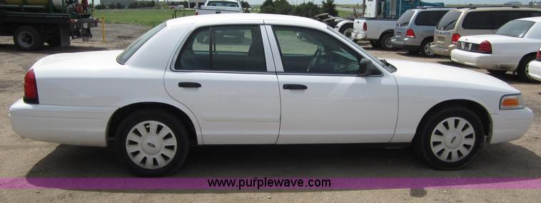image for item B3194 2006 Ford Crown Victoria Police Interceptor