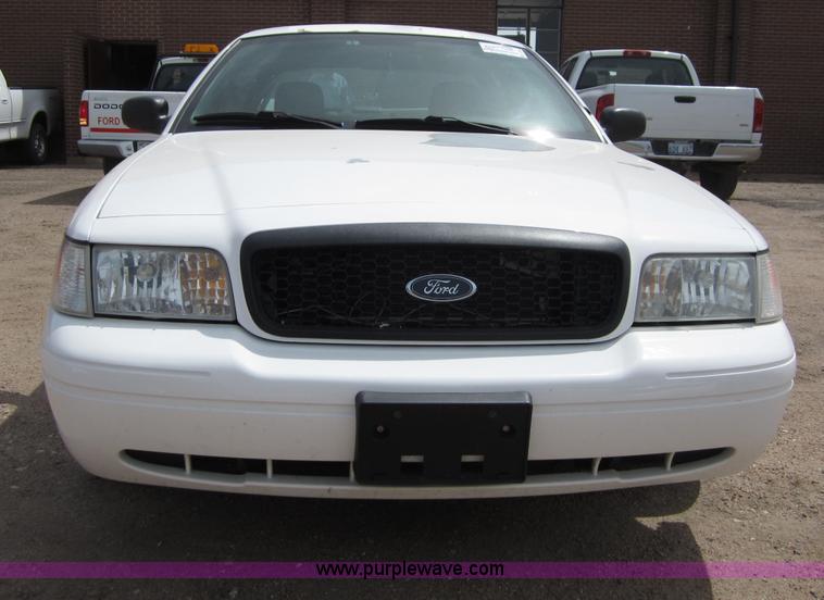 image for item B3194 2006 Ford Crown Victoria Police Interceptor