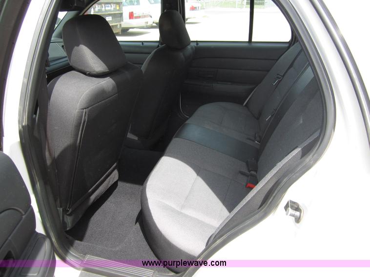 image for item B3194 2006 Ford Crown Victoria Police Interceptor