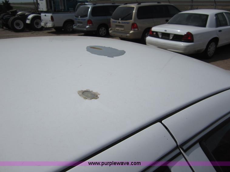 image for item B3195 2005 Ford Crown Victoria Police Interceptor