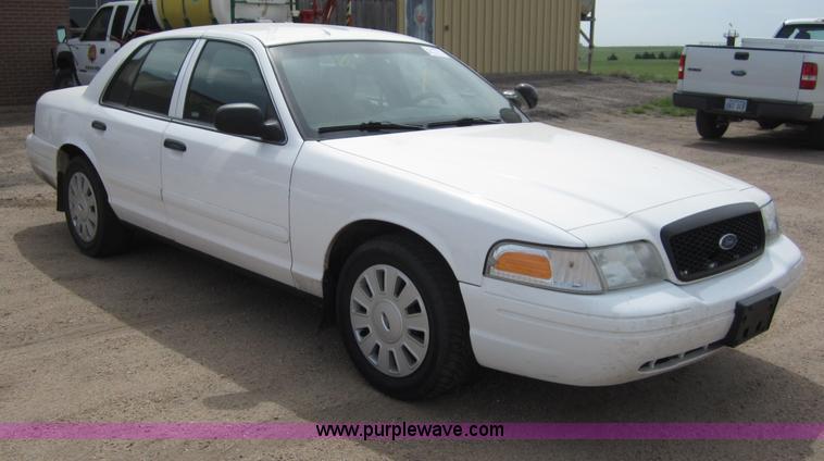 image for item B3196 2008 Ford Crown Victoria Police Interceptor