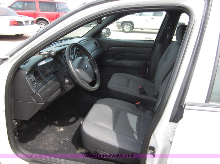 image for item B3196 2008 Ford Crown Victoria Police Interceptor