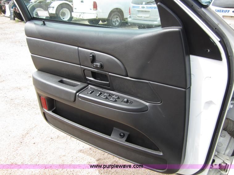image for item B3196 2008 Ford Crown Victoria Police Interceptor