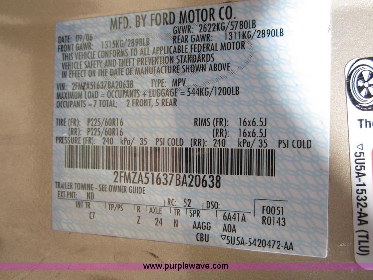 image for item B3197 2007 Ford Freestar mini van