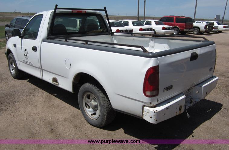 image for item B3199 1997 Ford F150 pickup truck