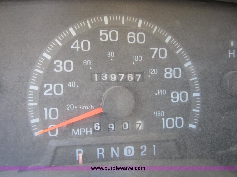 image for item B3199 1997 Ford F150 pickup truck