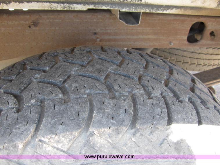 image for item B3199 1997 Ford F150 pickup truck