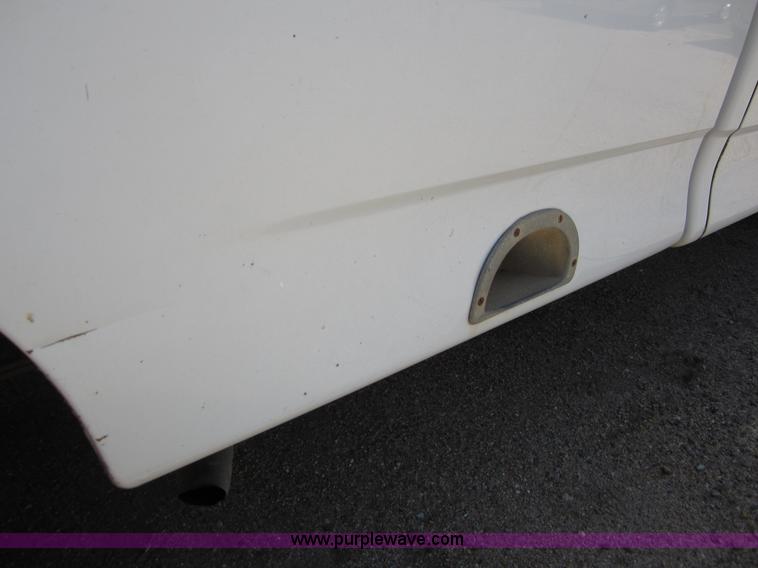 image for item B3199 1997 Ford F150 pickup truck