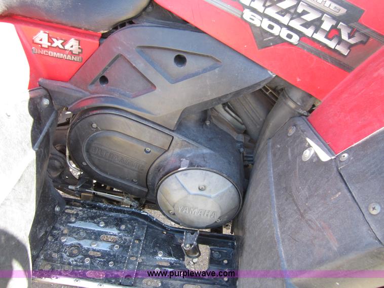 image for item B3202 2001 Yamaha Grizzly 600 ATV